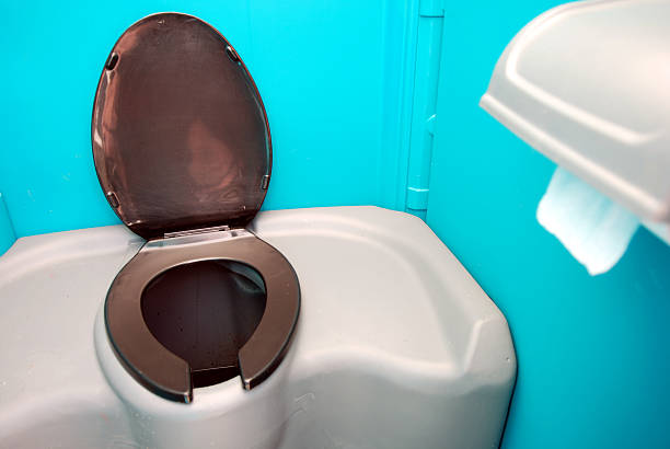 Best Porta potty delivery and setup  in Old Greenwich, CT